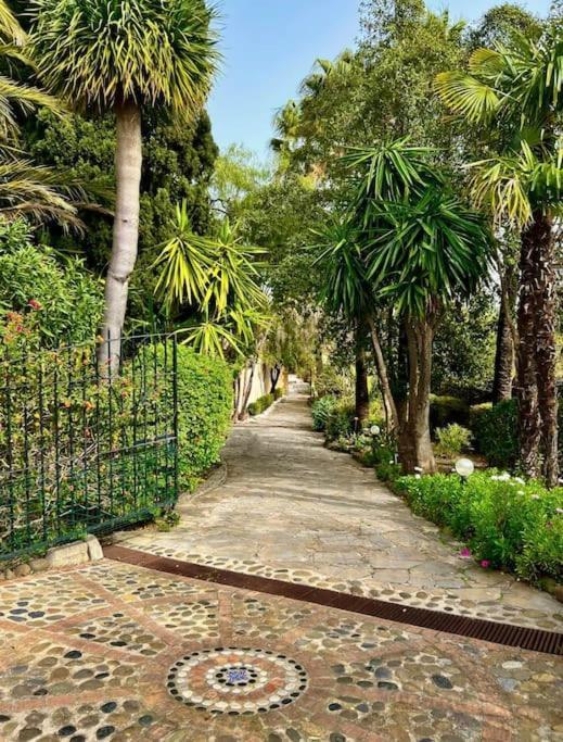 Finca Tierra Sana エステポナ エクステリア 写真